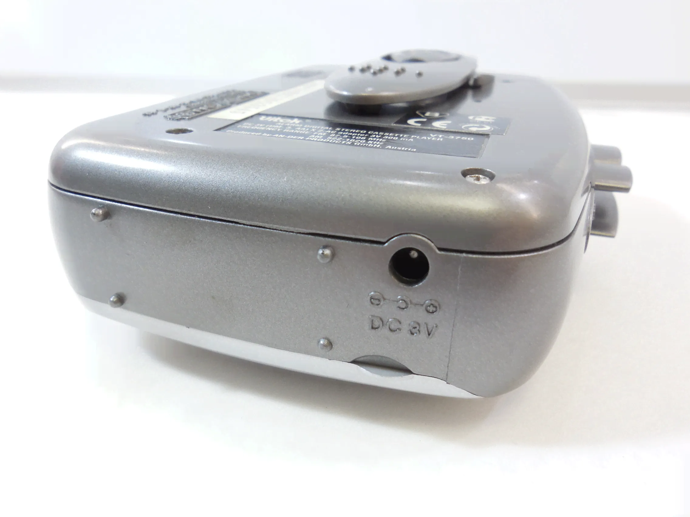 Плеер кассетный Vitek VT-35750, ЖК-дисплей-2